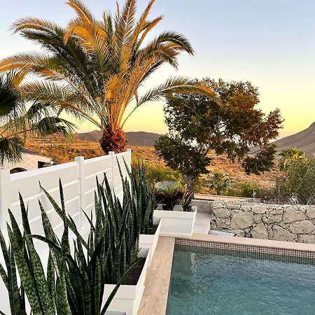 Villa Stone Chayofa